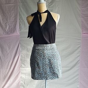 🥳New LE LIS Collection Cotton Denim Blue Leopard Print‎ Mini Skirt Size Small